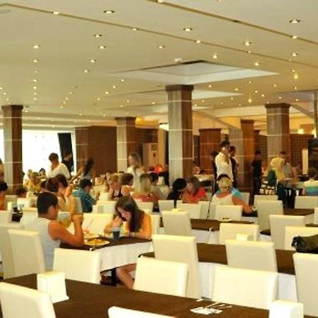 Club Tess Hotel Konaklı Екстериор снимка