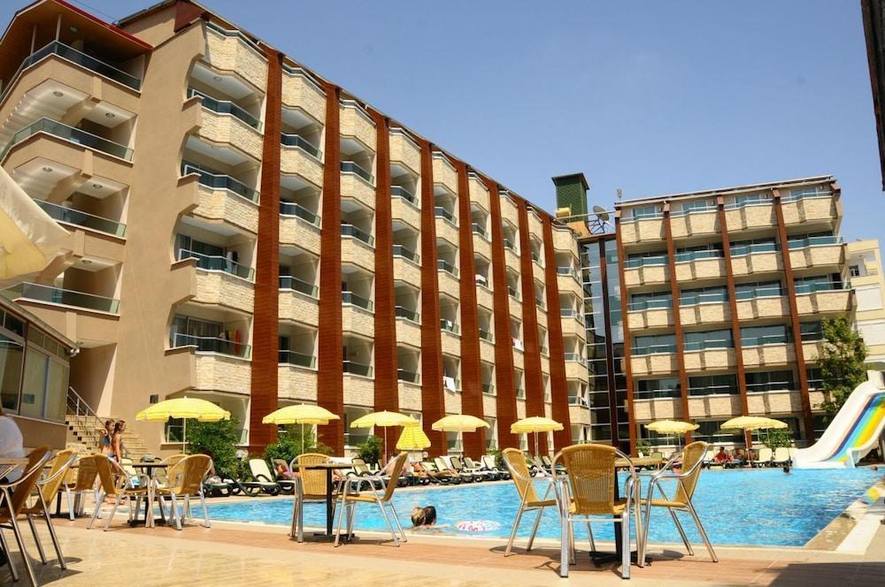 Club Tess Hotel Konaklı Екстериор снимка